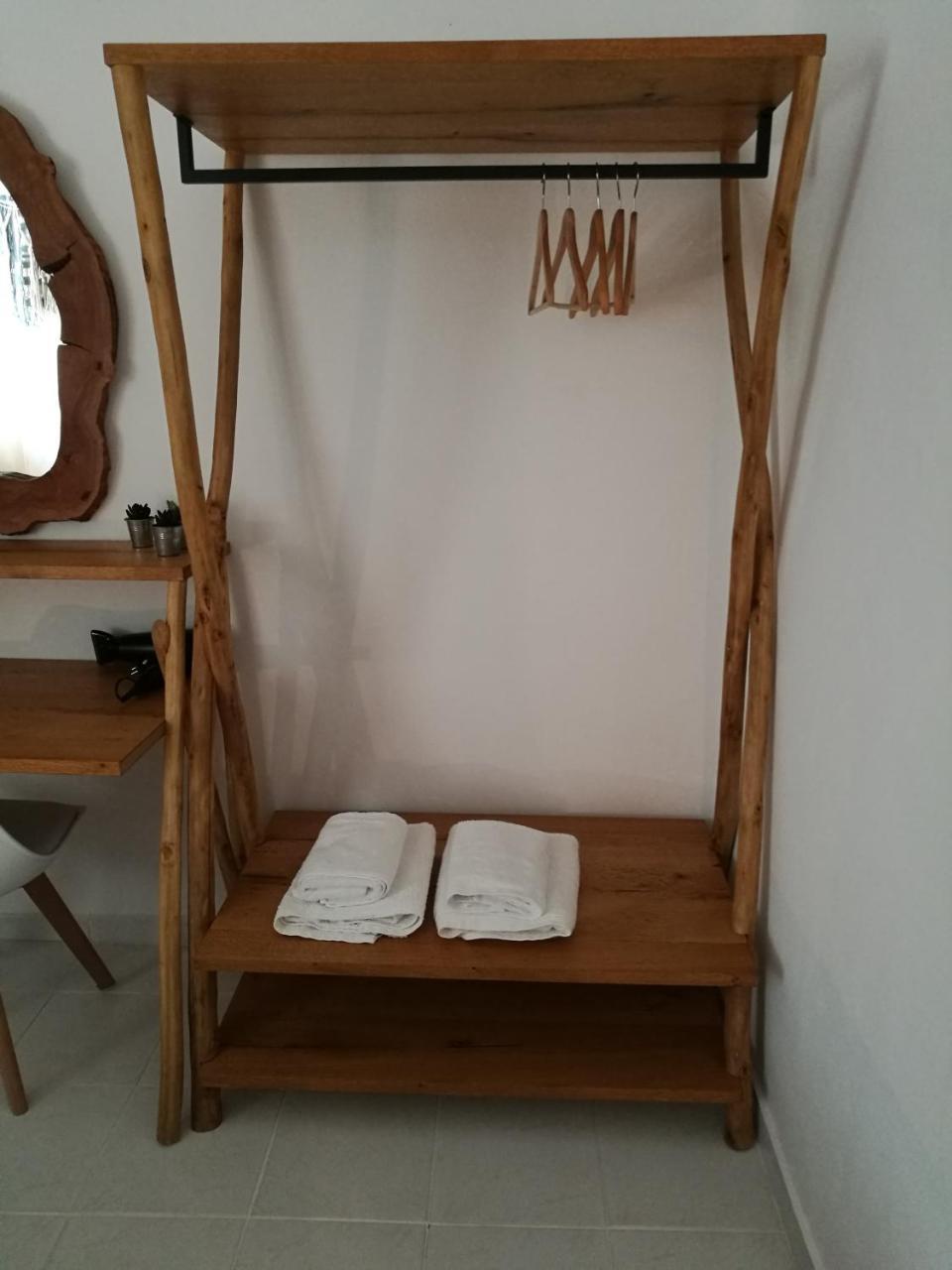 Gerania Milos Apartment Adamantas Exterior photo