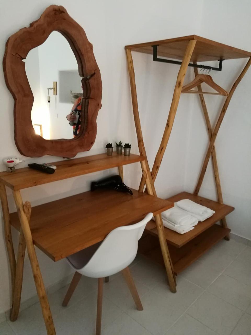 Gerania Milos Apartment Adamantas Exterior photo